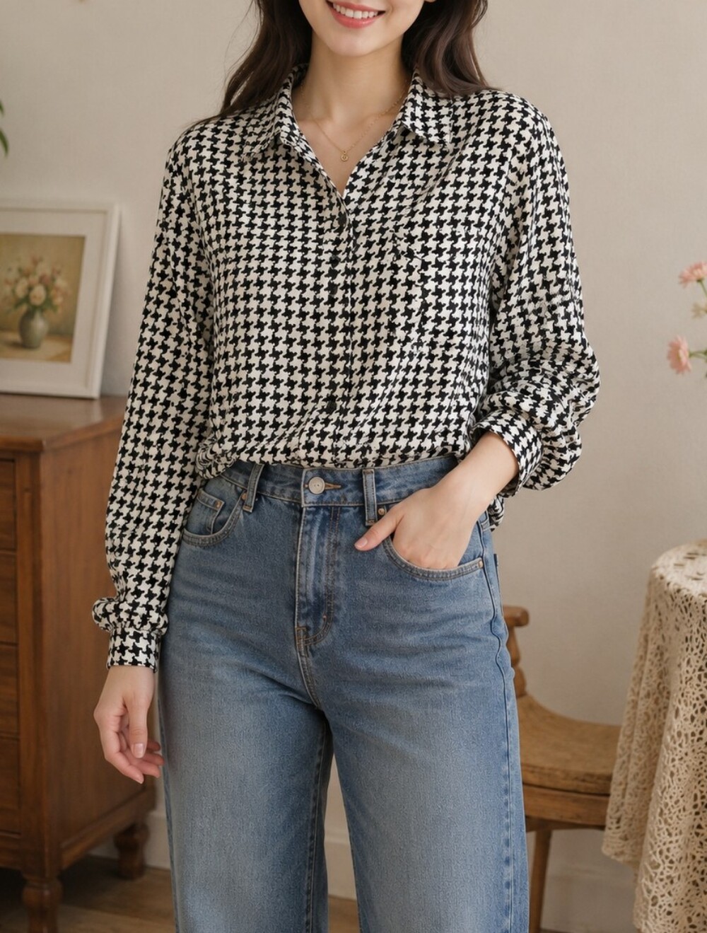 Who What Wear Black & White Houndstooth Button-Front Blouse Size XS